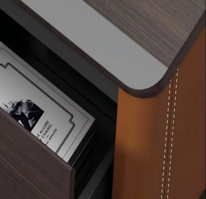mobili da ufficio armadio di ripostiglio quadrato in legno con porta tavolo da tavolo piccolo angolo per tavolini da caffè