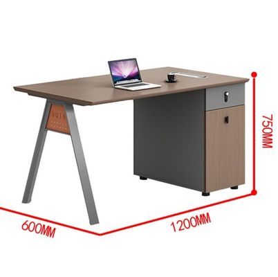 Vendita a caldo Servizio Office Workstation Arredamento per ufficio Al dettaglio Disegno classico Materiale di legno Tavolo da ufficio