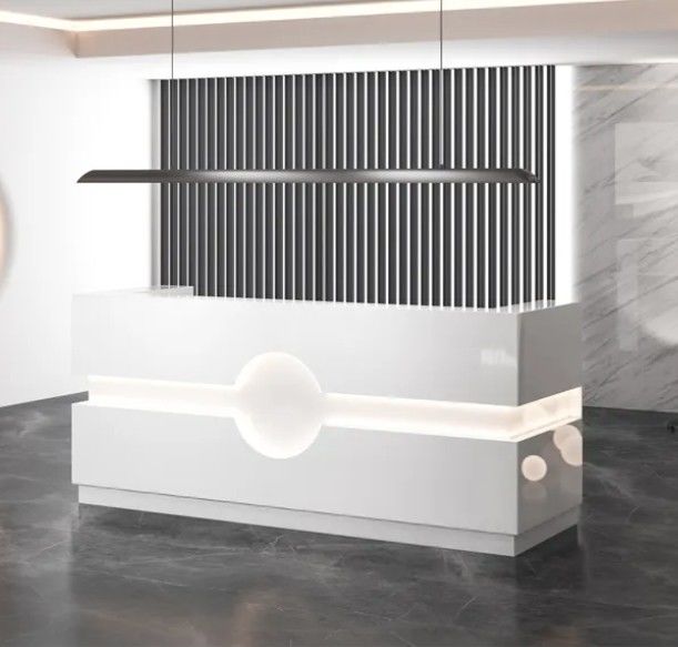 La reception a LED in stile moderno e lussuoso, mobili da ufficio personalizzati, reception per più persone